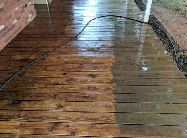 3 ejemplos de resultados reales de lavado a presión de terrazas de madera-2